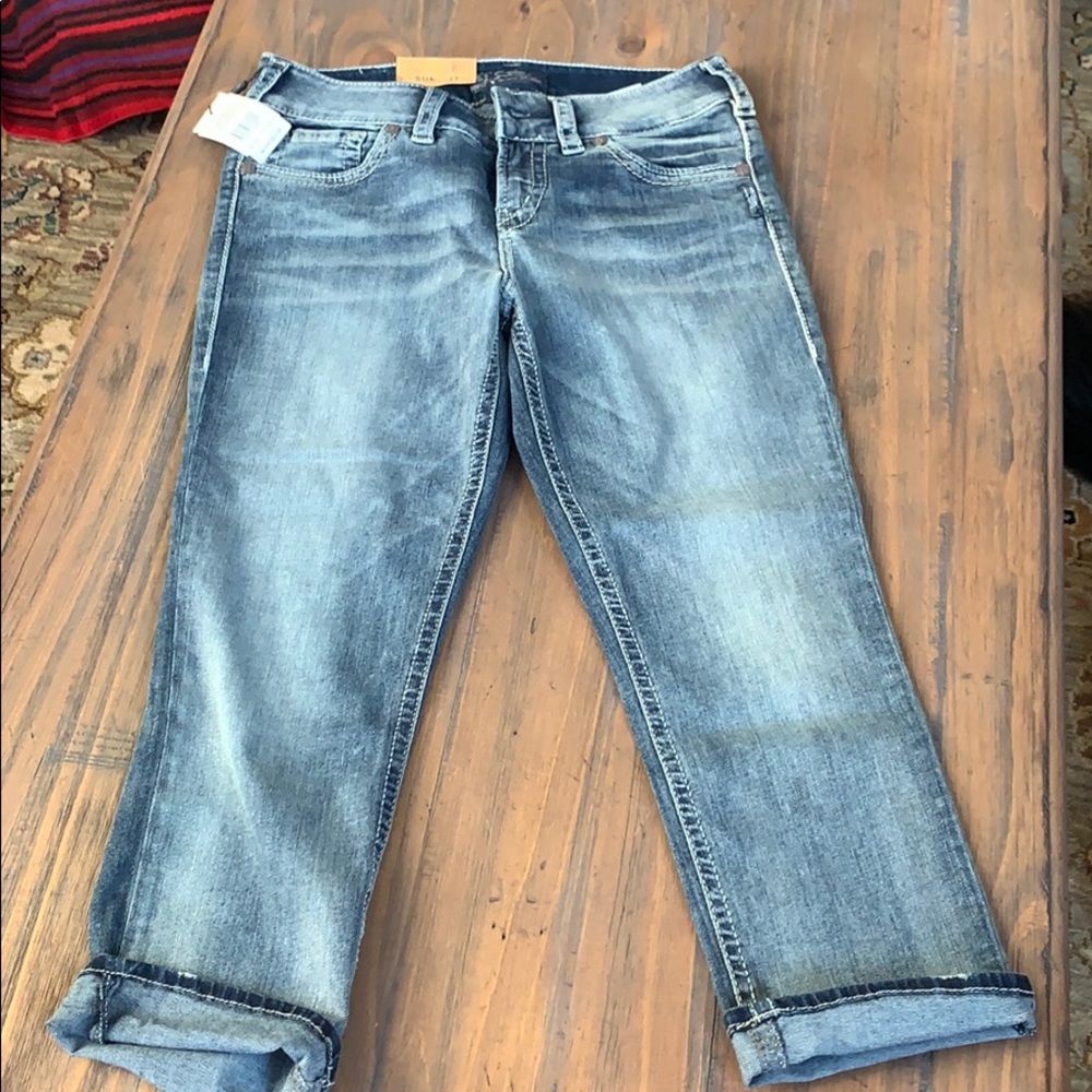 NWT Silver Suki mid/Capri